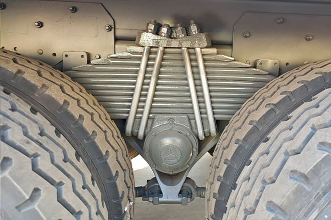 SINOTRUK Sinotruk Howo 371 8x4 Dump Truck for Sale in Libya - מזהיר: תמונה 4 SINOTRUK Sinotruk Howo 371 8x4 Dump Truck for Sale in Libya - מזהיר: תמונה 4