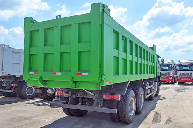 SINOTRUK Sinotruk Howo 8x4 Dump Truck for Sale Near Me in Ghana - מזהיר: תמונה 2 SINOTRUK Sinotruk Howo 8x4 Dump Truck for Sale Near Me in Ghana - מזהיר: תמונה 2