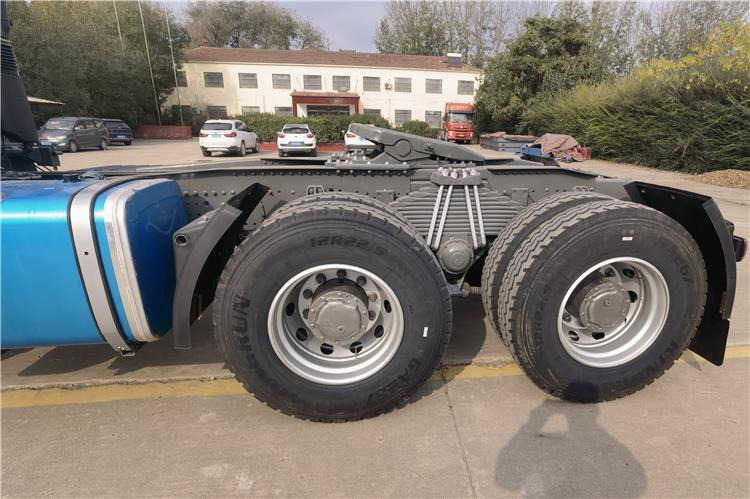 SINOTRUK Used Howo 380HP Truck Tractor for Sale In Senegal - יחידת טרקטור: תמונה 5 SINOTRUK Used Howo 380HP Truck Tractor for Sale In Senegal - יחידת טרקטור: תמונה 5