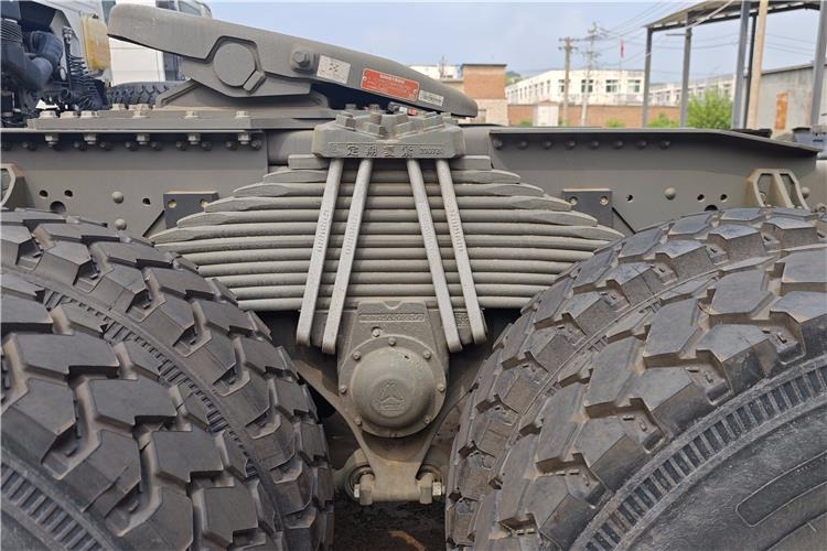 SINOTRUK Used Howo 400hp Tractor Truck for Sale In Nigeria Lagos - יחידת טרקטור: תמונה 2 SINOTRUK Used Howo 400hp Tractor Truck for Sale In Nigeria Lagos - יחידת טרקטור: תמונה 2
