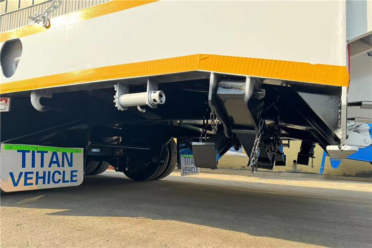 TITAN 3 Axle 80 Ton Lowbed Semi Trailer for Sale In Philippines - סמיטריילר עם מטען נמוך: תמונה 4 TITAN 3 Axle 80 Ton Lowbed Semi Trailer for Sale In Philippines - סמיטריילר עם מטען נמוך: תמונה 4