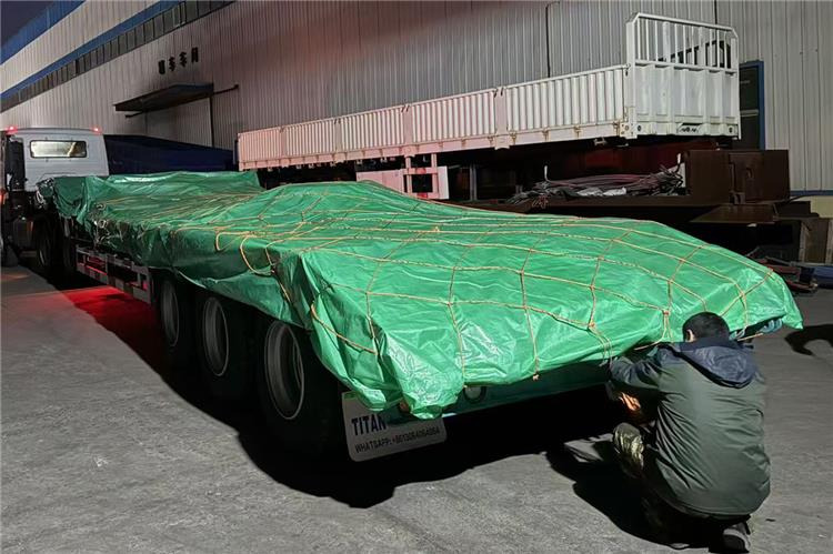 TITAN 3 Axle Low Bed Truck Price In Ghana - סמיטריילר עם מטען נמוך: תמונה 4 TITAN 3 Axle Low Bed Truck Price In Ghana - סמיטריילר עם מטען נמוך: תמונה 4