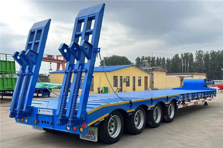 TITAN 4 Axle Low Bed Truck Trailer for Sale In Philippines - סמיטריילר עם מטען נמוך: תמונה 2 TITAN 4 Axle Low Bed Truck Trailer for Sale In Philippines - סמיטריילר עם מטען נמוך: תמונה 2