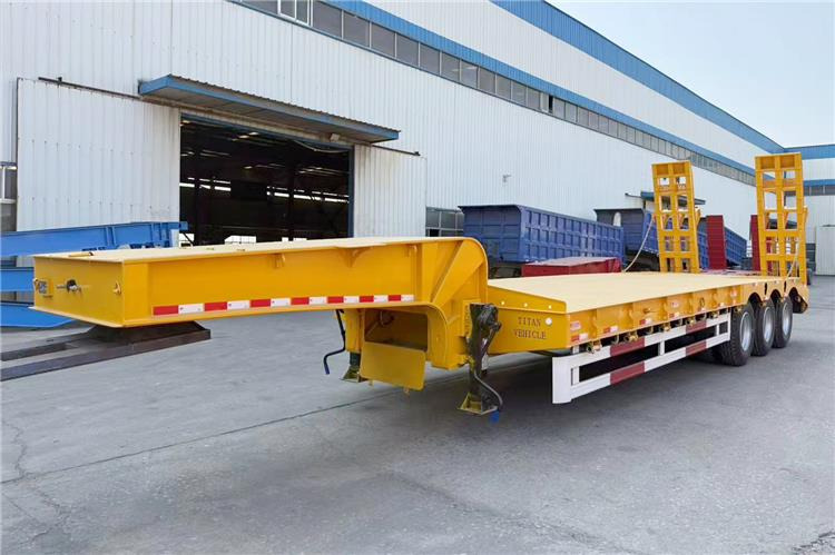 TITAN 80 Ton Low Loader Trailer for Sale Price In Guyana - סמיטריילר עם מטען נמוך: תמונה 1 TITAN 80 Ton Low Loader Trailer for Sale Price In Guyana - סמיטריילר עם מטען נמוך: תמונה 1