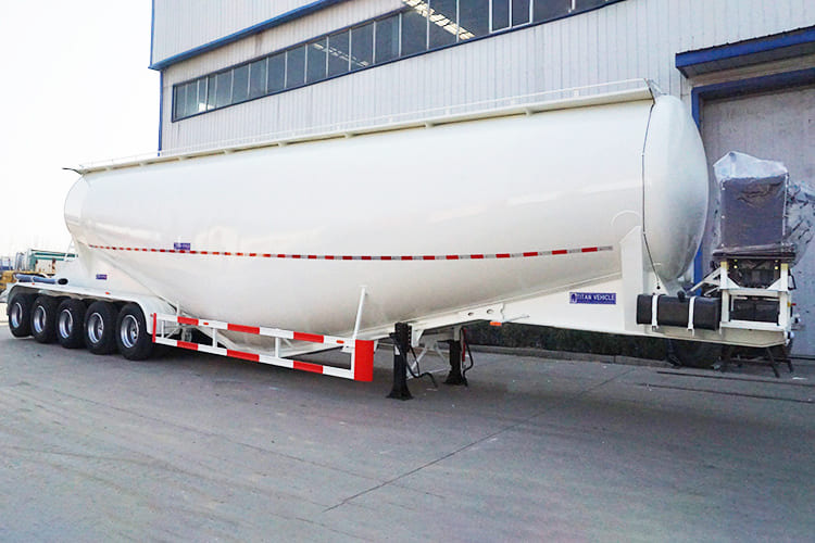 TITAN Bulk Cement Truck Trailer for Sale in Mali - סמיטריילר מכל: תמונה 2 TITAN Bulk Cement Truck Trailer for Sale in Mali - סמיטריילר מכל: תמונה 2