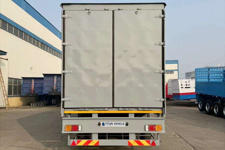 TITAN Curtain Trailer for Sale in Tanzania - סמיטריילר עם וילונות צד: תמונה 4 TITAN Curtain Trailer for Sale in Tanzania - סמיטריילר עם וילונות צד: תמונה 4