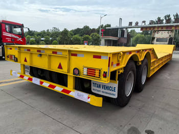 TITAN Rgn Lowboy Trailer for Sale in Zambia - סמיטריילר עם מטען נמוך: תמונה 1 TITAN Rgn Lowboy Trailer for Sale in Zambia - סמיטריילר עם מטען נמוך: תמונה 1