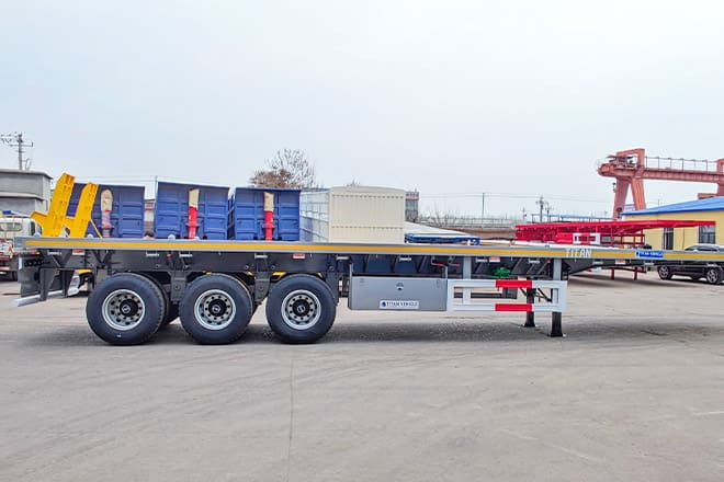 TITAN Tri Axle 40Ft Flatbed Trailer Price for Sale in Sierra Leone - סמיטריילר צד נופל/ שטוח: תמונה 2 TITAN Tri Axle 40Ft Flatbed Trailer Price for Sale in Sierra Leone - סמיטריילר צד נופל/ שטוח: תמונה 2
