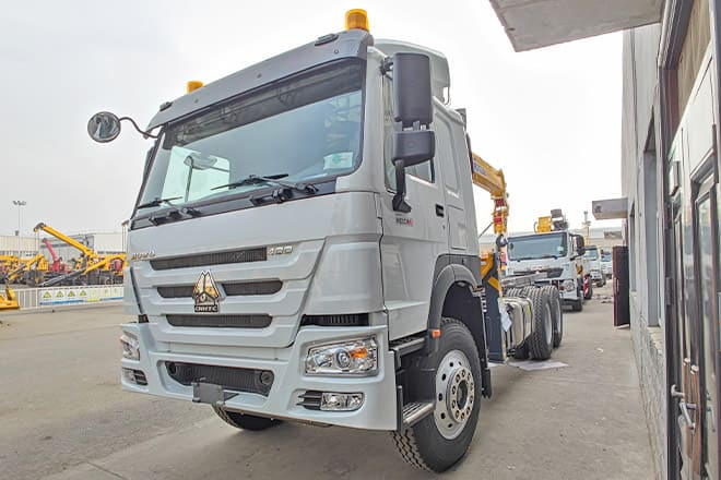 XCMG Truck Mounted Crane with Hydraulic Boom Capacity for Sale in Kenya - משאית מנוף: תמונה 1 XCMG Truck Mounted Crane with Hydraulic Boom Capacity for Sale in Kenya - משאית מנוף: תמונה 1