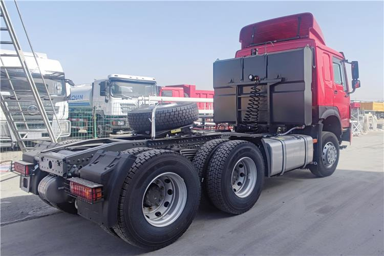 Sinotruk Howo 380hp 6x4 truck tractor for sale in Congo - יחידת טרקטור: תמונה 2 Sinotruk Howo 380hp 6x4 truck tractor for sale in Congo - יחידת טרקטור: תמונה 2