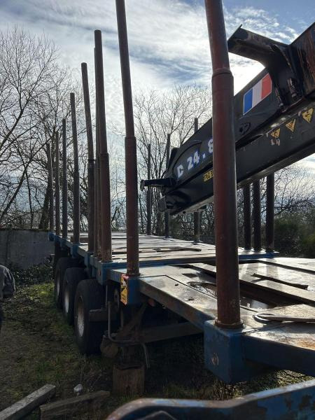 Diebolt grue avec grappin rotatif - סמיטריילר עץ: תמונה 3 Diebolt grue avec grappin rotatif - סמיטריילר עץ: תמונה 3