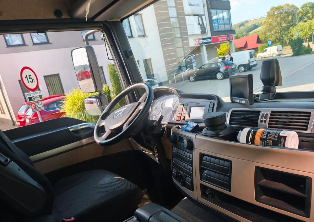 MAN TGL 12.250 kontener 6,2 , winda - משאית תיבה: תמונה 5 MAN TGL 12.250 kontener 6,2 , winda - משאית תיבה: תמונה 5