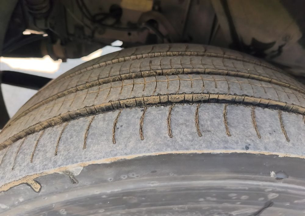 MAN TGL 12.250 kontener 6,2 , winda - משאית תיבה: תמונה 4 MAN TGL 12.250 kontener 6,2 , winda - משאית תיבה: תמונה 4
