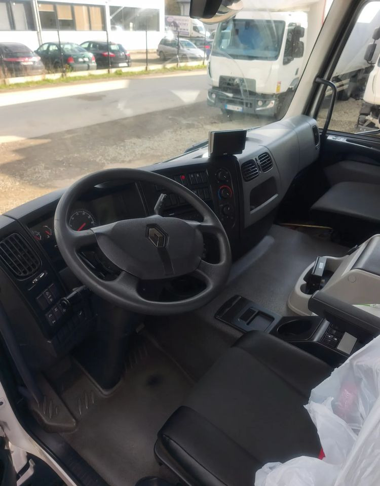 Renault Gama D 18.280 rama do zabudowy poduszka - משאית עם שלדת תא: תמונה 3 Renault Gama D 18.280 rama do zabudowy poduszka - משאית עם שלדת תא: תמונה 3