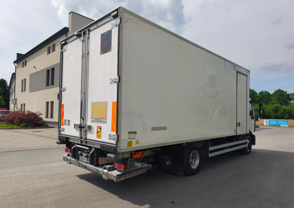 Renault Gama D 210 rama do zabudowy poduszka klima - משאית עם שלדת תא: תמונה 3 Renault Gama D 210 rama do zabudowy poduszka klima - משאית עם שלדת תא: תמונה 3