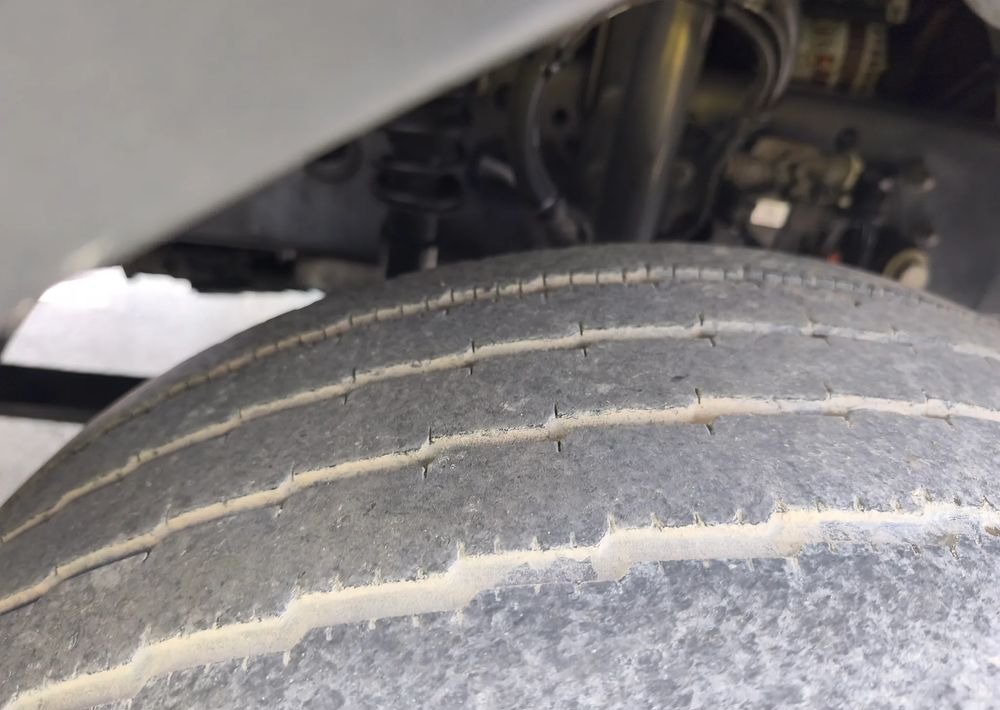 Renault Gama D 210 rama do zabudowy poduszka klima - משאית עם שלדת תא: תמונה 5 Renault Gama D 210 rama do zabudowy poduszka klima - משאית עם שלדת תא: תמונה 5