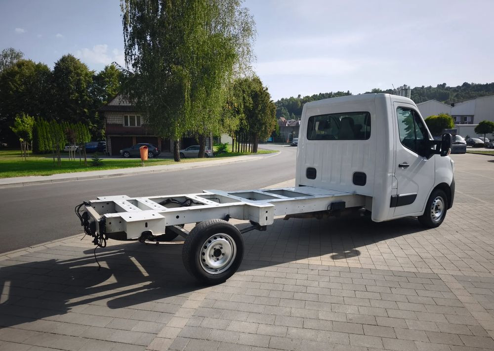 Renault MASTER 2,3 rama do zabudowy po obsłudze gotowy do jazdy - משאית עם שלדת תא: תמונה 4 Renault MASTER 2,3 rama do zabudowy po obsłudze gotowy do jazdy - משאית עם שלדת תא: תמונה 4