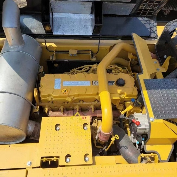 מחפר סורק 2023 Caterpillar 336D: תמונה 9