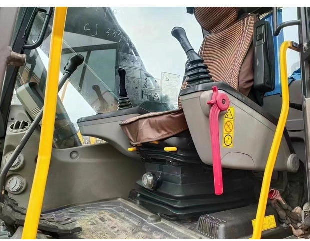 2024 Volvo EC220 - מחפר סורק: תמונה 5 2024 Volvo EC220 - מחפר סורק: תמונה 5