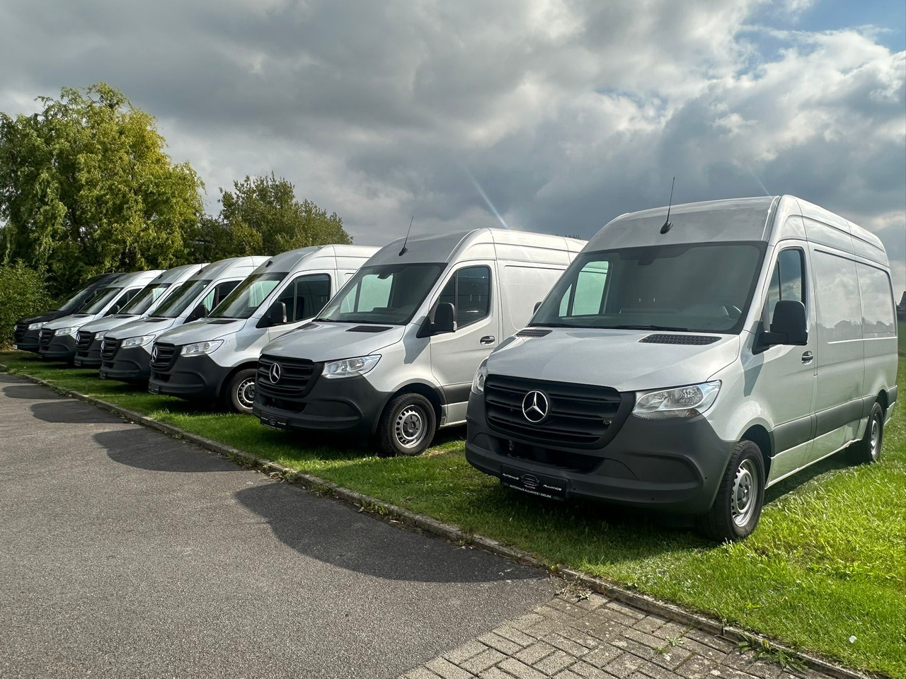 כלי רכב מסחרי עם לוח MERCEDES-BENZ Sprinter: תמונה 24