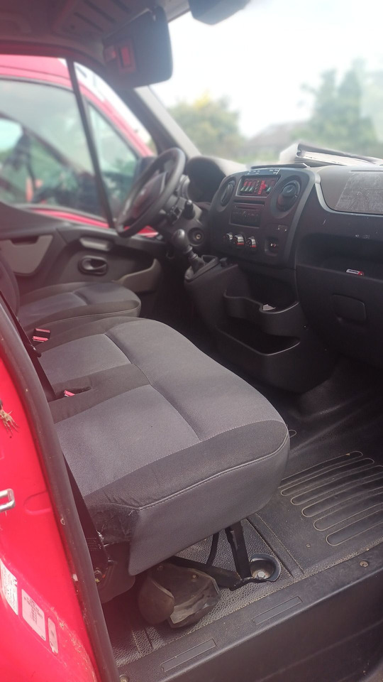 A vendre RENAULT MASTER année 2012. - אמבולנס: תמונה 5 A vendre RENAULT MASTER année 2012. - אמבולנס: תמונה 5