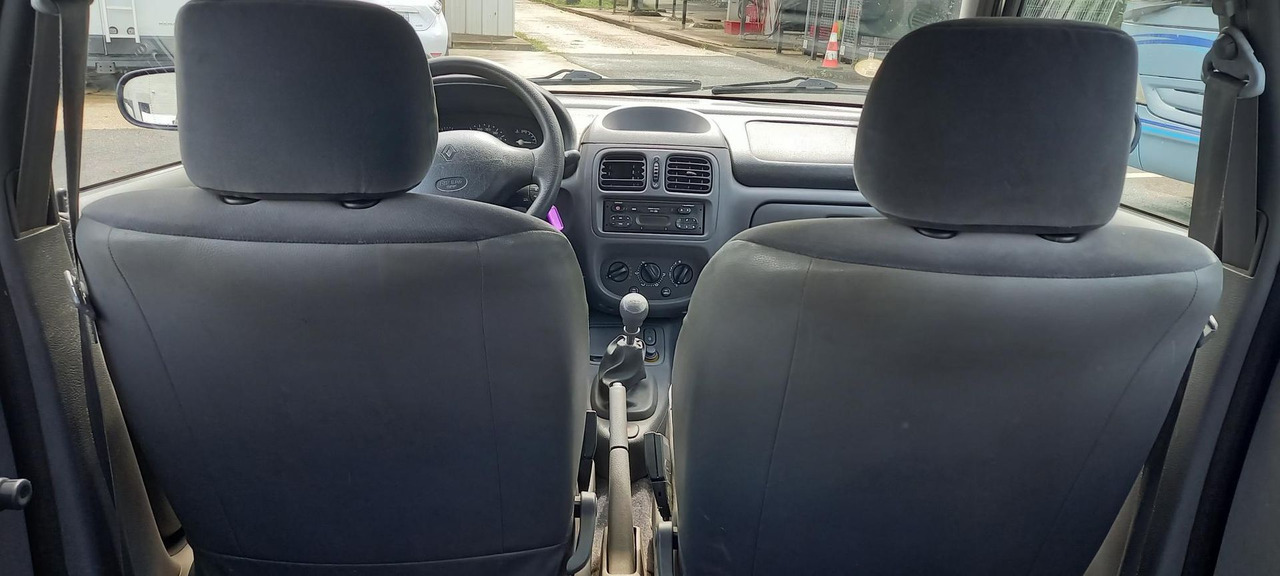 CLIO SANS CONTROLE TECHNIQUE - מכונית: תמונה 3 CLIO SANS CONTROLE TECHNIQUE - מכונית: תמונה 3