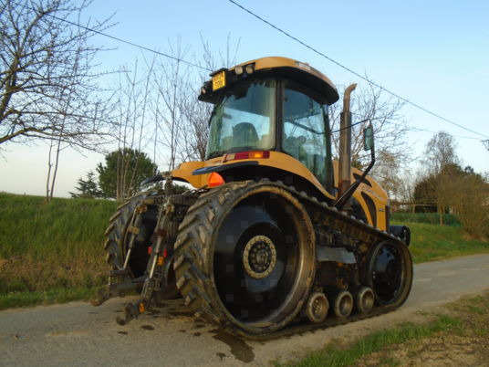 Challenger MT765B - טרקטור עוקב: תמונה 5 Challenger MT765B - טרקטור עוקב: תמונה 5