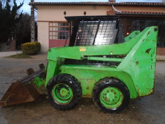Gehl SL 4635 - מעמיס היגוי החלקה: תמונה 4 Gehl SL 4635 - מעמיס היגוי החלקה: תמונה 4