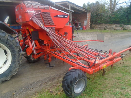 Kuhn MEGANT 600 - מקדחת זרעים: תמונה 5 Kuhn MEGANT 600 - מקדחת זרעים: תמונה 5