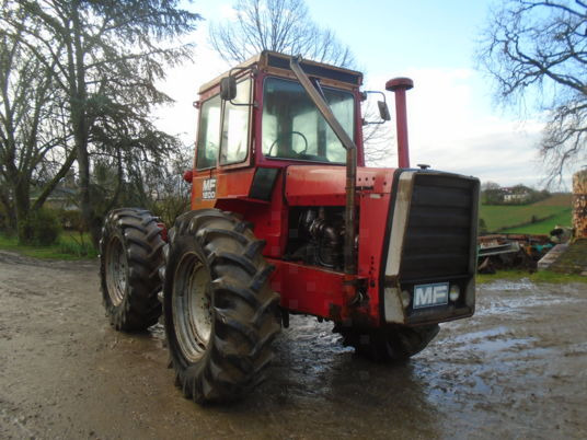 Massey Ferguson 1200 - טרקטור חקלאי: תמונה 4 Massey Ferguson 1200 - טרקטור חקלאי: תמונה 4