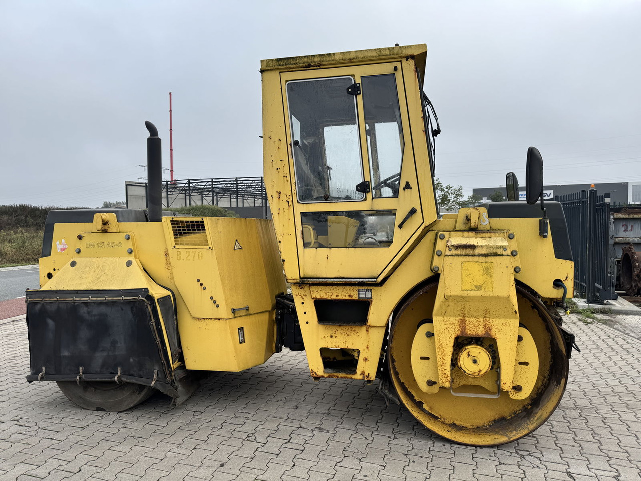 Bomag BW 151 AC-2 - מכבש משולב: תמונה 1 Bomag BW 151 AC-2 - מכבש משולב: תמונה 1