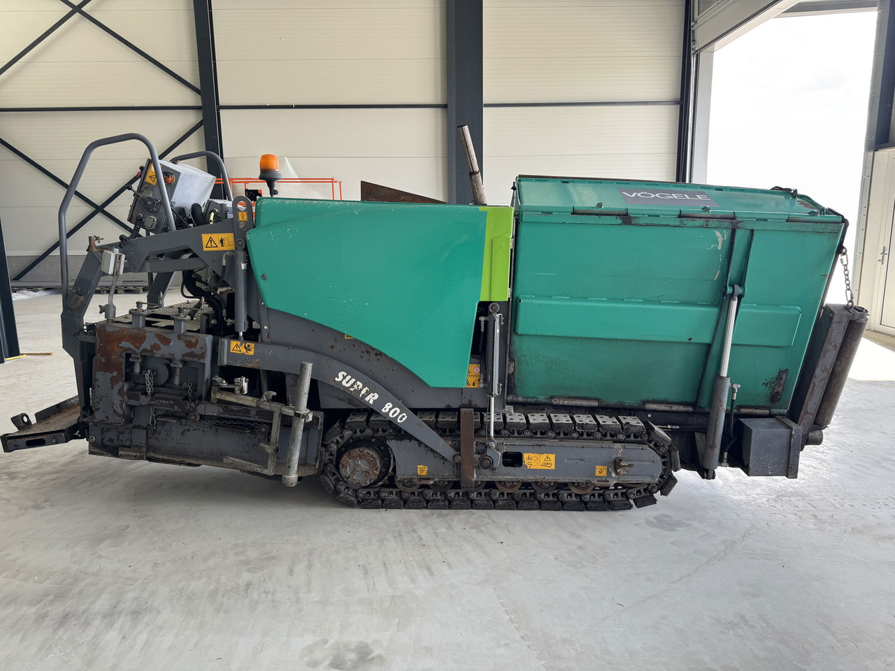 Vögele Super 800 - מרצף אספלט: תמונה 1 Vögele Super 800 - מרצף אספלט: תמונה 1