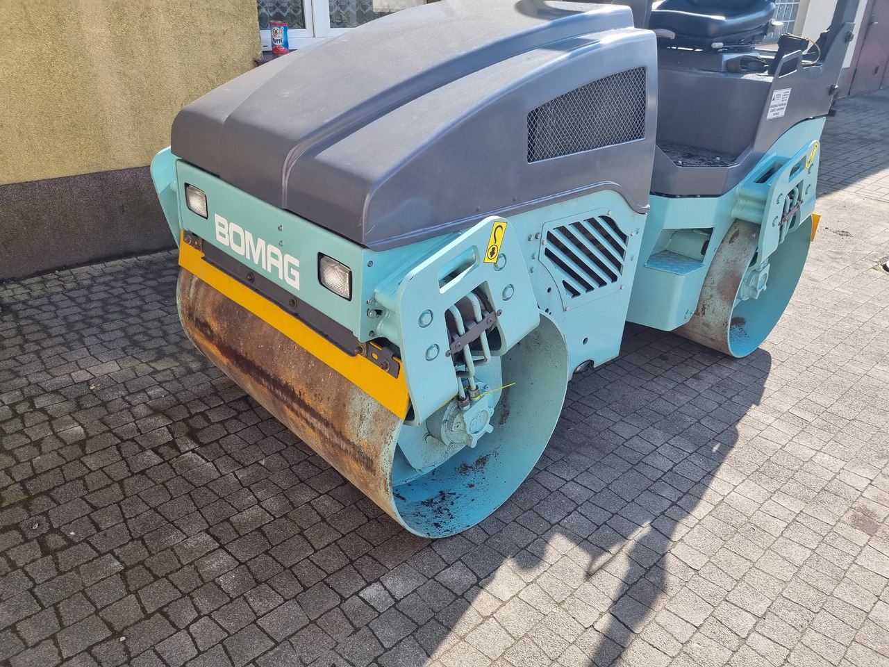 BOMAG BW 120 AD-4 - רולר כביש: תמונה 3 BOMAG BW 120 AD-4 - רולר כביש: תמונה 3
