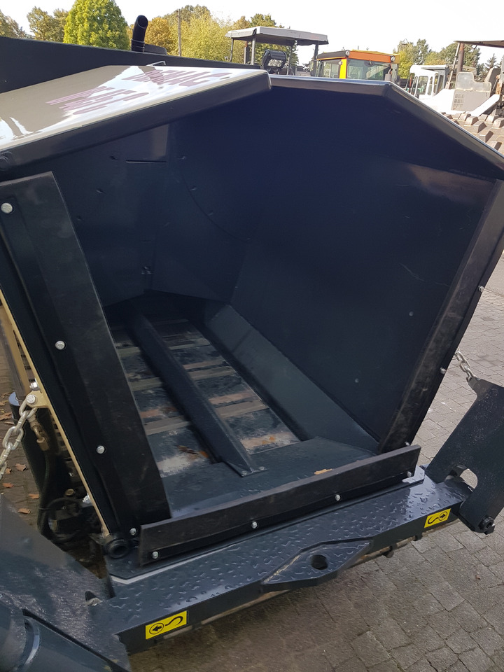 DEMAG DF45C - מרצף אספלט: תמונה 5 DEMAG DF45C - מרצף אספלט: תמונה 5