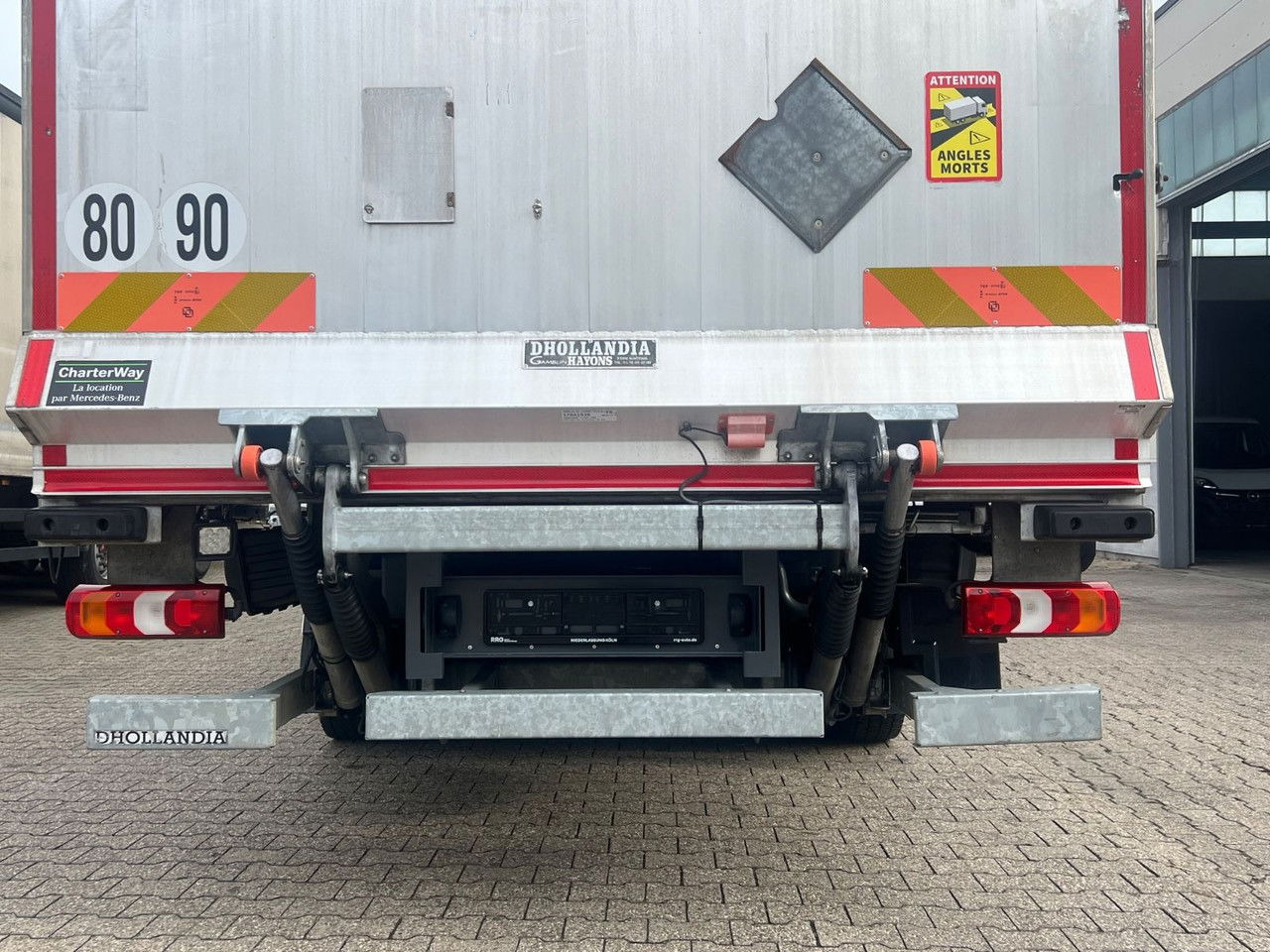 Mercedes-Benz Atego 1218 L Classic-Vermietung möglich-ADR-LBW - משאית תיבה: תמונה 4 Mercedes-Benz Atego 1218 L Classic-Vermietung möglich-ADR-LBW - משאית תיבה: תמונה 4