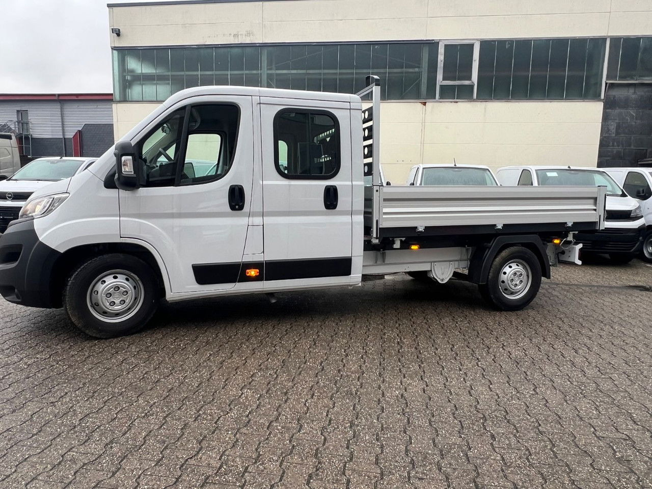 Opel Movano L3 H2 - Dreiseiten-Kipper - כלי רכב מסחרי מזהיר: תמונה 4 Opel Movano L3 H2 - Dreiseiten-Kipper - כלי רכב מסחרי מזהיר: תמונה 4