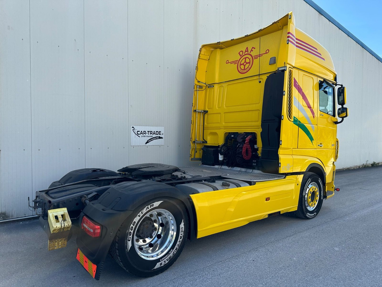 DAF XF 530 SSC Standklima Leder ALU Vollluft - יחידת טרקטור: תמונה 3 DAF XF 530 SSC Standklima Leder ALU Vollluft - יחידת טרקטור: תמונה 3
