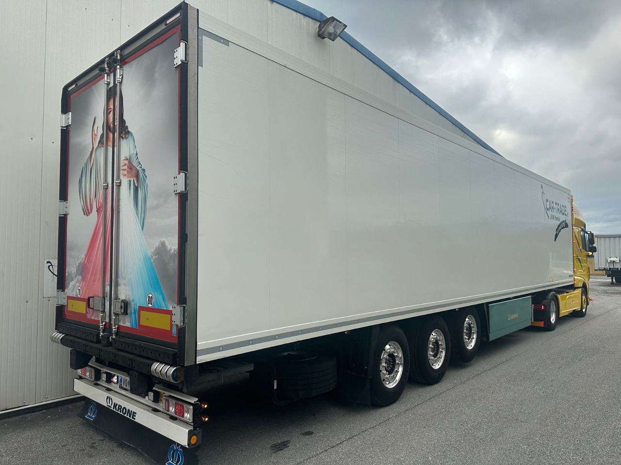 Krone SDR 27 Vector 1550 Doppelstock/Blumenbreit - סמיטריילר בתיבה סגורה: תמונה 3 Krone SDR 27 Vector 1550 Doppelstock/Blumenbreit - סמיטריילר בתיבה סגורה: תמונה 3