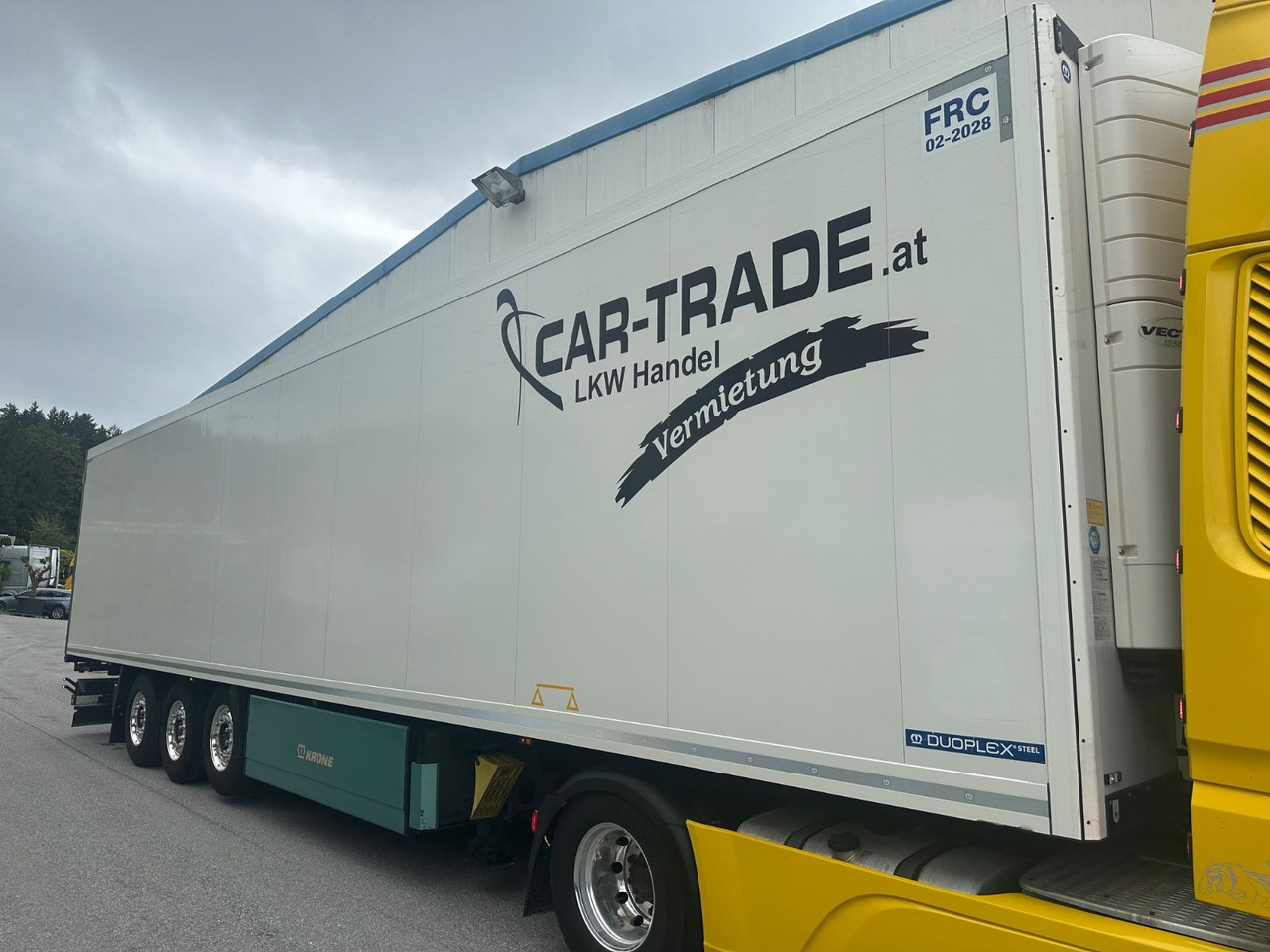 Krone SDR 27 Vector 1550 Doppelstock/Blumenbreit - סמיטריילר בתיבה סגורה: תמונה 2 Krone SDR 27 Vector 1550 Doppelstock/Blumenbreit - סמיטריילר בתיבה סגורה: תמונה 2