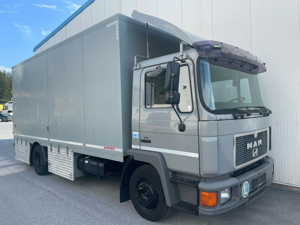 MAN 12.192 Pferdetransporter MAN 12.192 Pferdetransporter - משאית סוסים: תמונה 2 MAN 12.192 Pferdetransporter MAN 12.192 Pferdetransporter - משאית סוסים: תמונה 2