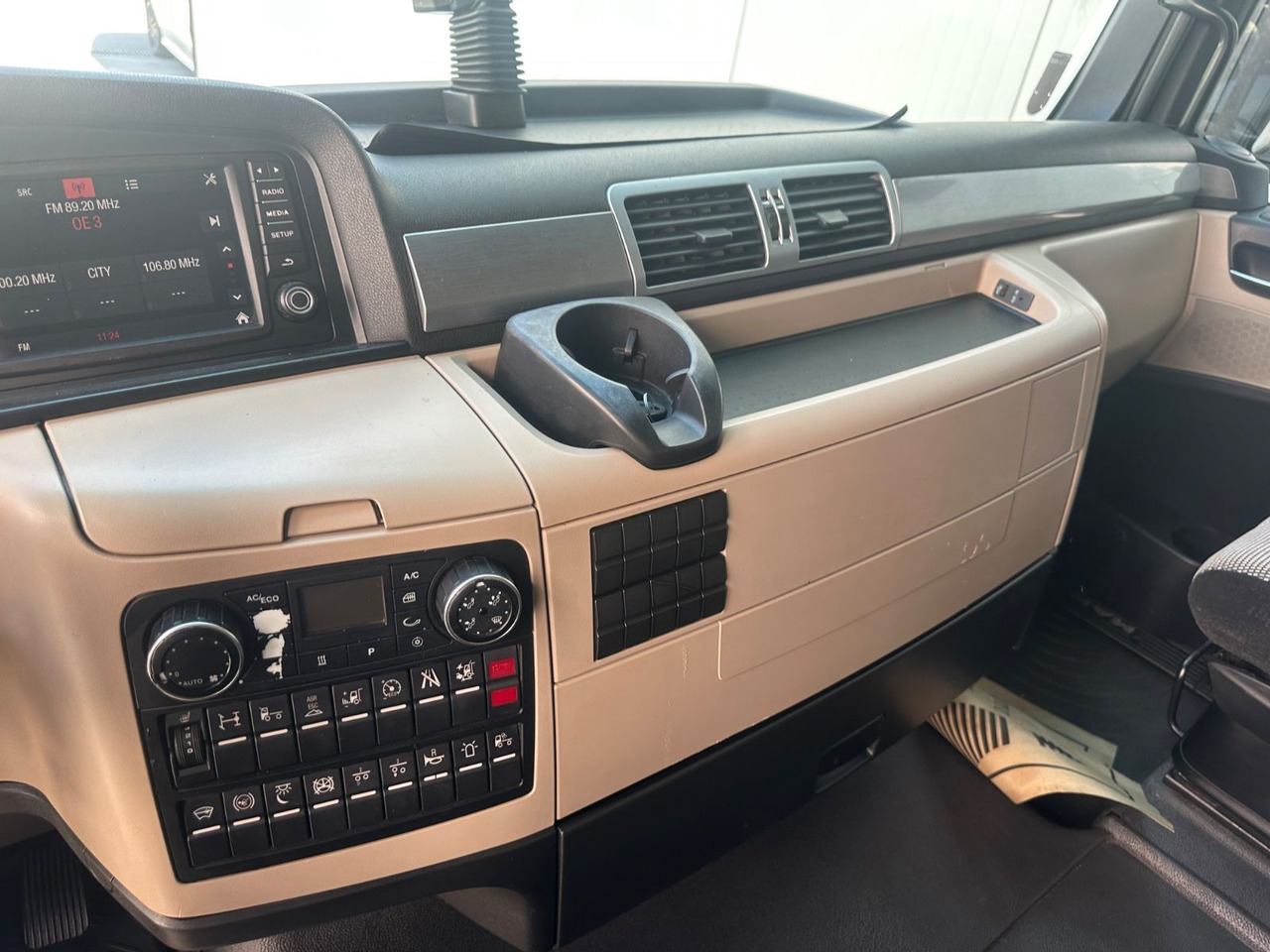 יחידת טרקטור MAN TGX 18.460 XXL Intarder/Standklima: תמונה 8