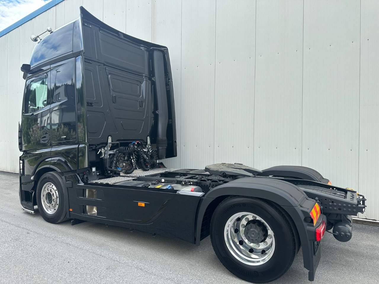 Mercedes-Benz Actros 1863 Final Edition Vollausstattung - יחידת טרקטור: תמונה 3 Mercedes-Benz Actros 1863 Final Edition Vollausstattung - יחידת טרקטור: תמונה 3