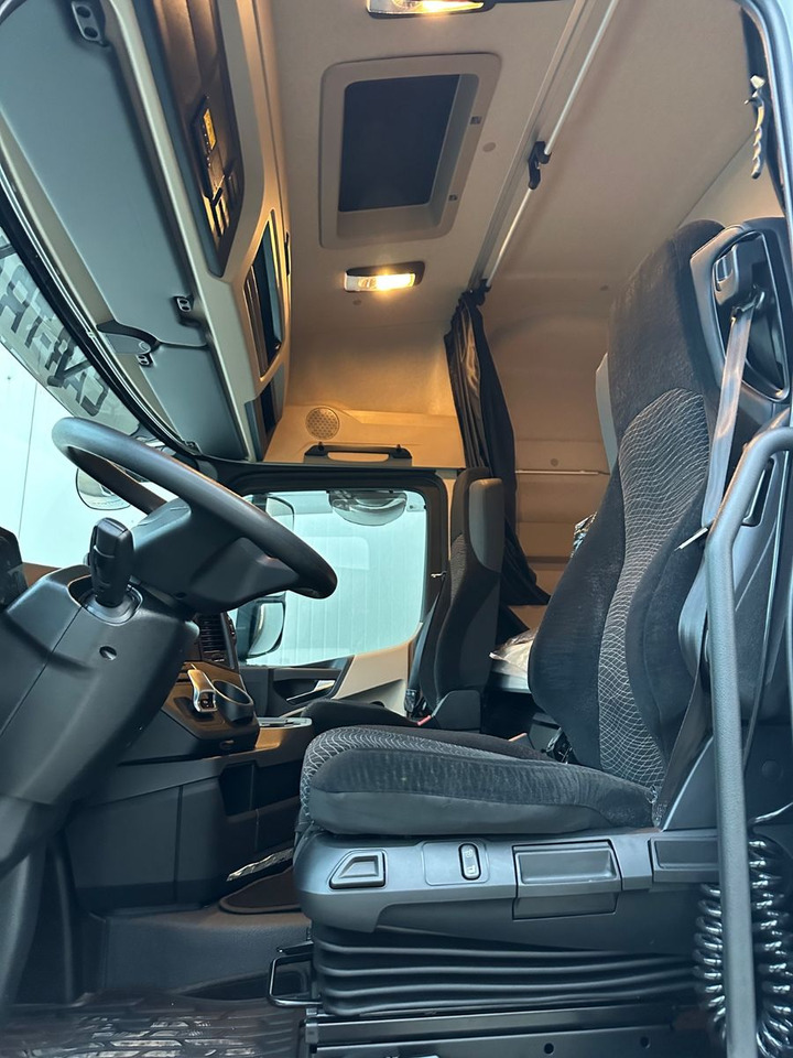 Mercedes-Benz Actros 2545  2T LBW - מוביל מכולות/ משאית החלפת גוף: תמונה 3 Mercedes-Benz Actros 2545  2T LBW - מוביל מכולות/ משאית החלפת גוף: תמונה 3