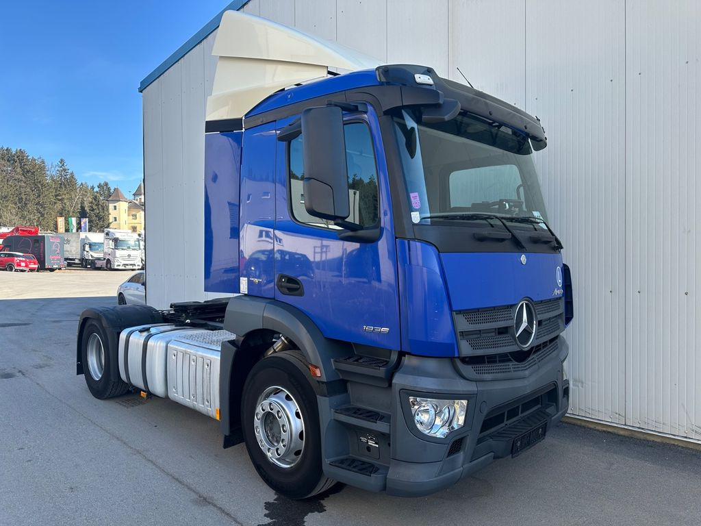 Mercedes-Benz Antos 1836 Mercedes-Benz Antos 1836 - יחידת טרקטור: תמונה 2 Mercedes-Benz Antos 1836 Mercedes-Benz Antos 1836 - יחידת טרקטור: תמונה 2