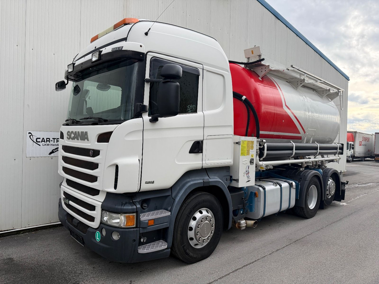 Scania R 480 Opticruise Highline Retarder PTO Standklim - משאית ואקום: תמונה 1 Scania R 480 Opticruise Highline Retarder PTO Standklim - משאית ואקום: תמונה 1