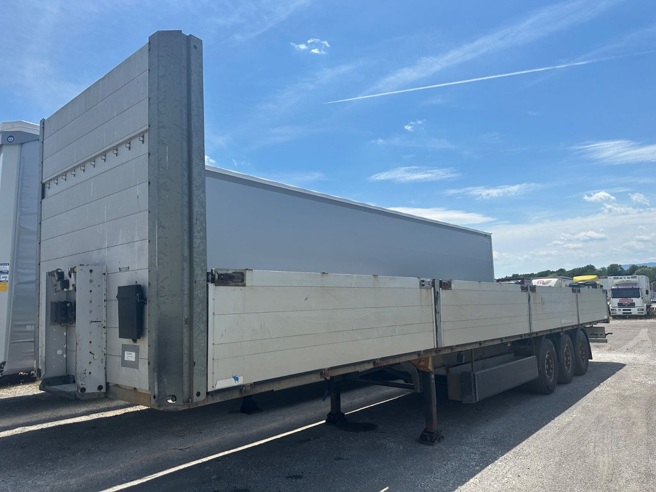 Schmitz Cargobull SCB 24 Bordwand 800 Lift - סמיטריילר צד נופל/ שטוח: תמונה 1 Schmitz Cargobull SCB 24 Bordwand 800 Lift - סמיטריילר צד נופל/ שטוח: תמונה 1