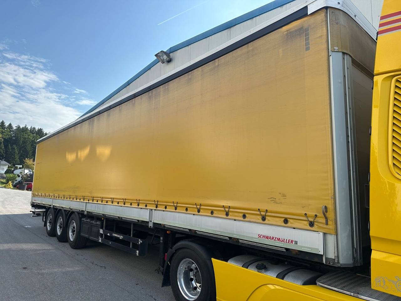 Schwarzmüller S Bordwand Lift XL_Code Standard - סמיטריילר עם וילונות צד: תמונה 2 Schwarzmüller S Bordwand Lift XL_Code Standard - סמיטריילר עם וילונות צד: תמונה 2