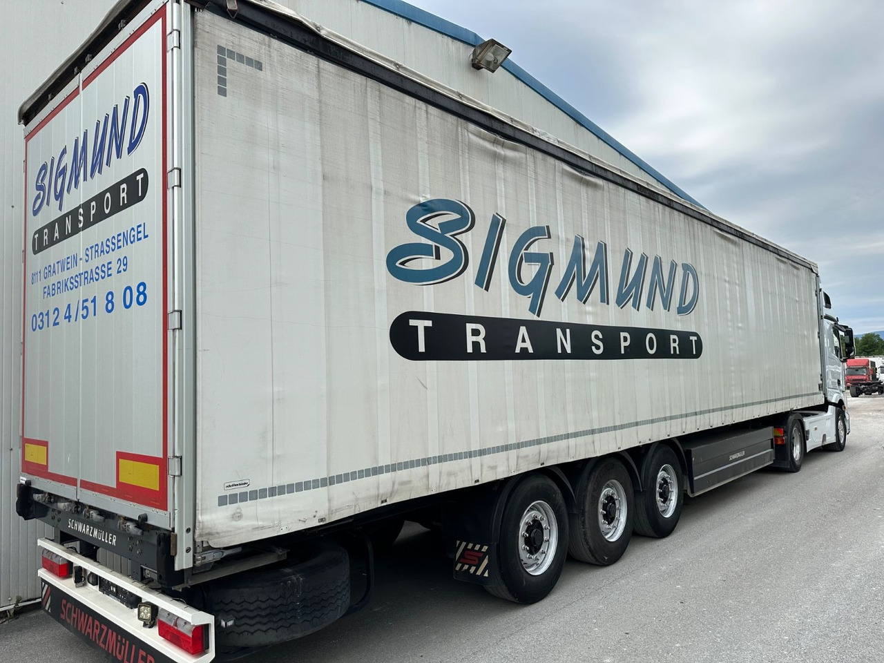Schwarzmüller S1 J Getränkeplane LIFT BBW - סמיטריילר עם וילונות צד: תמונה 3 Schwarzmüller S1 J Getränkeplane LIFT BBW - סמיטריילר עם וילונות צד: תמונה 3