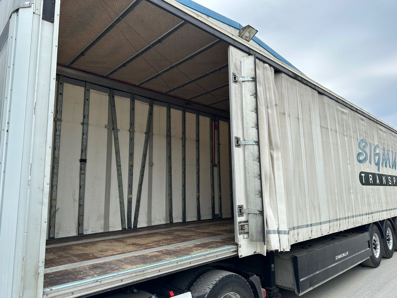 Schwarzmüller S1 J Getränkeplane LIFT BBW - סמיטריילר עם וילונות צד: תמונה 5 Schwarzmüller S1 J Getränkeplane LIFT BBW - סמיטריילר עם וילונות צד: תמונה 5