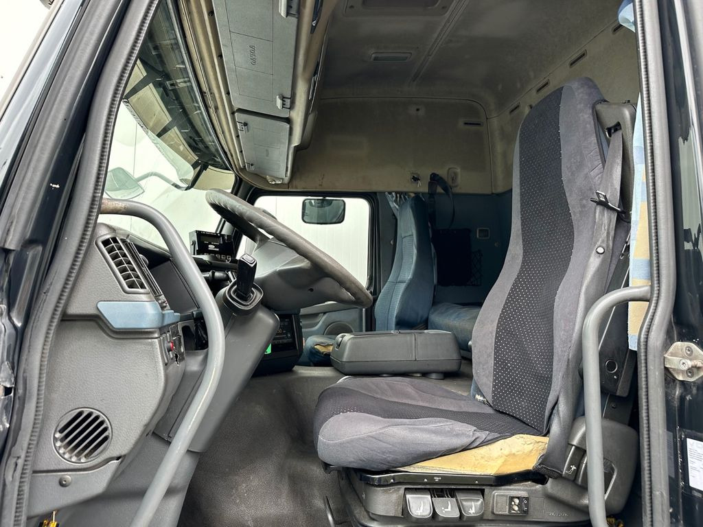 Volvo FM 440 VEB+ Analog Supra 850 Volvo FM 440 VEB+ Analog Supra 850 - משאית קירור: תמונה 5 Volvo FM 440 VEB+ Analog Supra 850 Volvo FM 440 VEB+ Analog Supra 850 - משאית קירור: תמונה 5